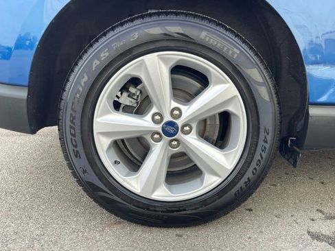 Used 2022 Ford Edge SE image 31