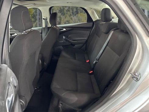 Used 2018 Ford Focus SEL FWD image 10