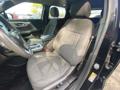 Used 2021 Chevrolet Blazer LT AWD/4WD image 18