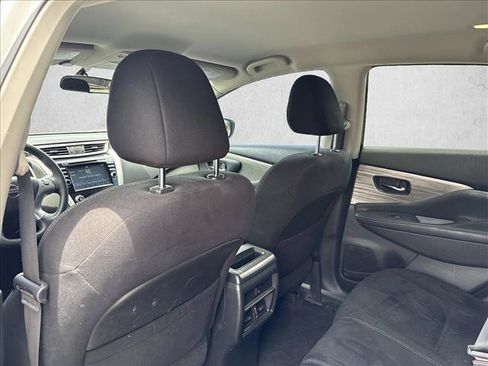 Used 2017 Nissan Murano S w/ Navigation Package FWD image 17