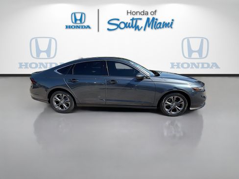 Used 2023 Honda Accord EX image 8