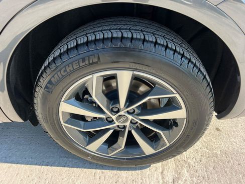 Used 2023 Audi Q5 2.0T Premium Plus AWD/4WD image 20