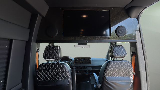 Used 2021 Mercedes-Benz Sprinter 2500 image 45