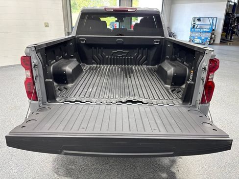 Used 2024 Chevrolet Silverado 1500 LT AWD/4WD image 35
