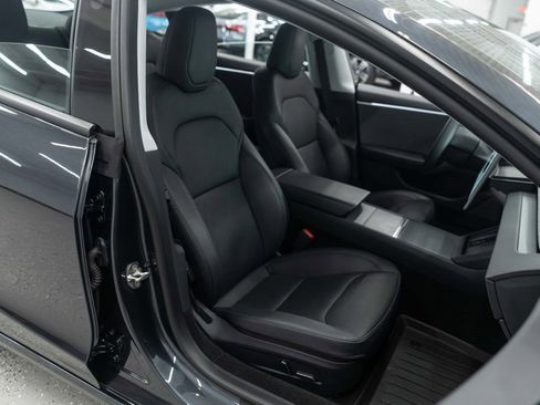 Used 2024 Tesla Model 3 image 11