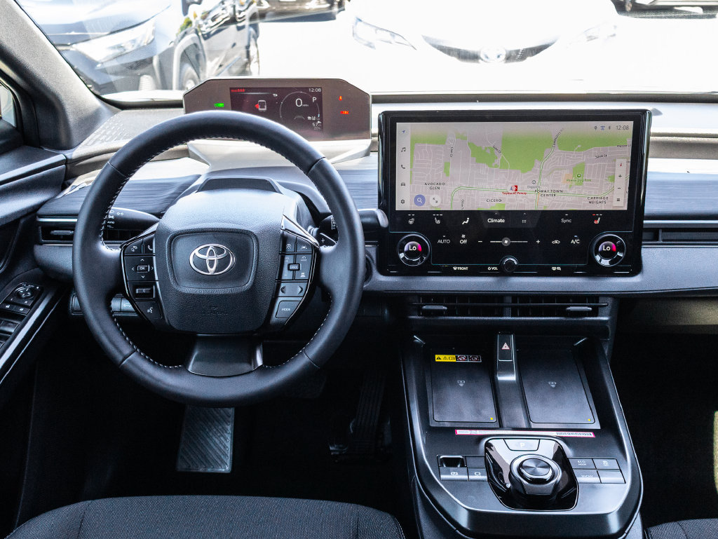 Used 2026 Toyota C-HR AWD/4WD image 21