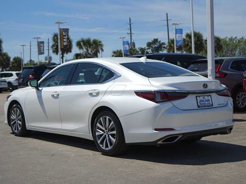 Used 2021 Lexus ES 350 w/ Accessory Package 2 image 4