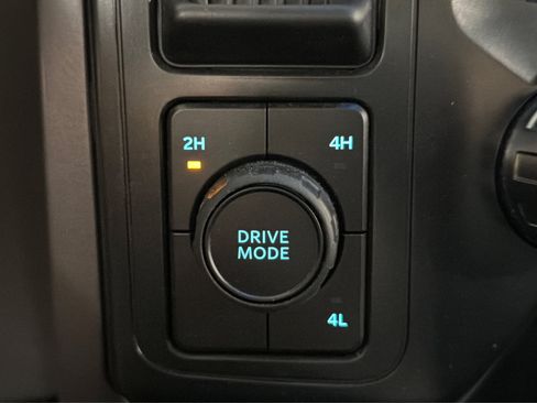 Used 2025 Ford F150 XLT w/ Equipment Group 301A Standard AWD/4WD image 32