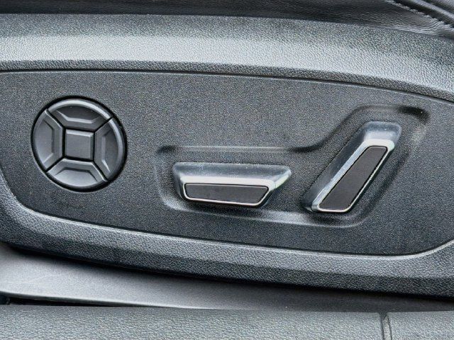 Used 2021 Audi RS 7 Sportback w/ Carbon Optic Package AWD/4WD image 25