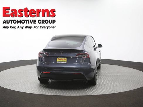 Used 2022 Tesla Model Y Long Range AWD/4WD image 33
