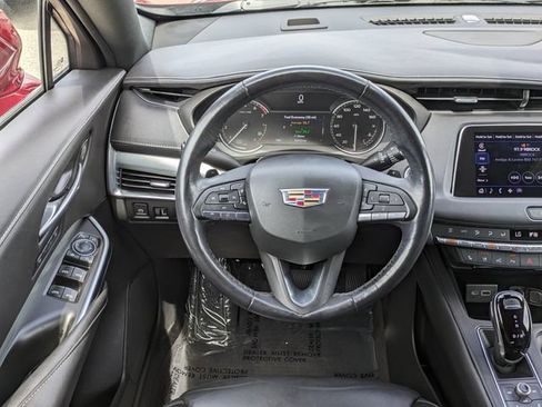 Used 2023 Cadillac XT4 Premium Luxury w/ Enhanced Visibility Package FWD image 19