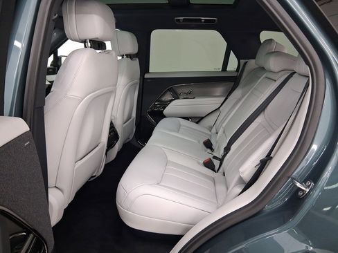 New 2026 Land Rover Range Rover Sport SE image 13