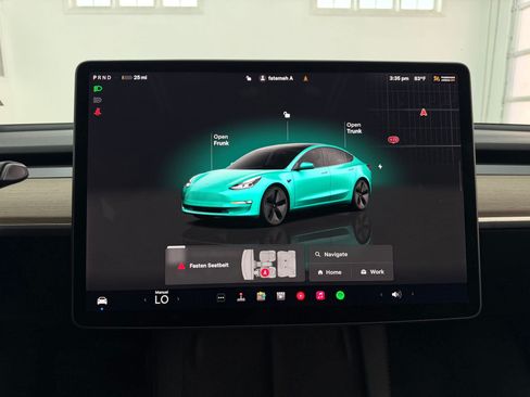 Used 2023 Tesla Model 3 Standard Range RWD image 19