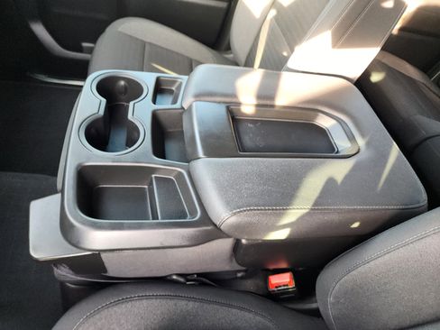 Used 2021 Chevrolet Silverado 1500 RST w/ Bed Protection Package image 34