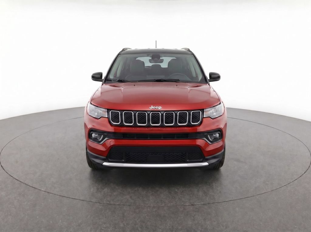 Used 2025 Jeep Compass Limited AWD/4WD image 5
