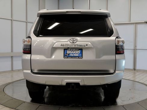 Used 2021 Toyota 4Runner SR5 image 7