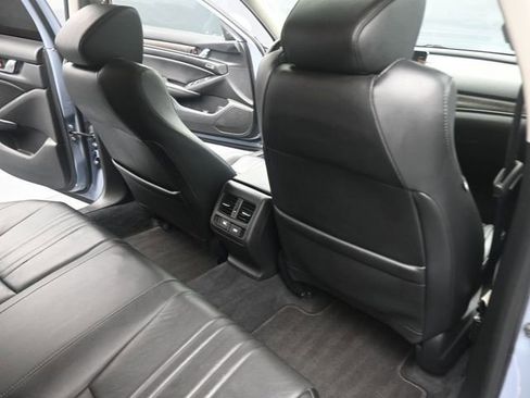 Used 2021 Honda Accord Touring image 25