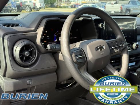 New 2025 Chevrolet Colorado Trail Boss w/ Midnight Edition image 12