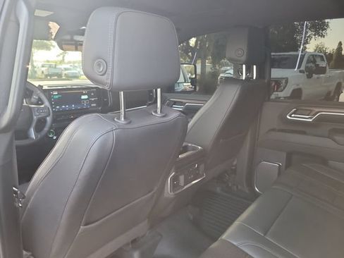 Used 2024 Chevrolet Silverado 2500 High Country w/ High Country Premium Package AWD/4WD image 13