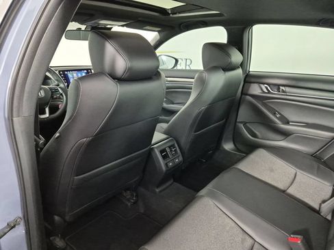 Used 2022 Honda Accord Sport image 32