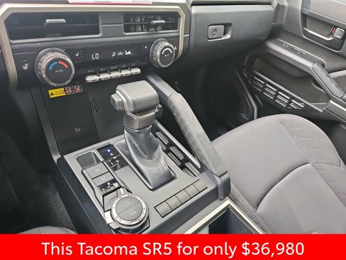 Used 2024 Toyota Tacoma SR5 AWD/4WD image 24