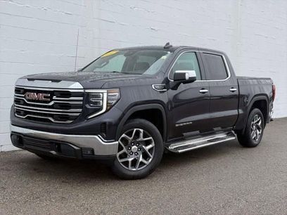 Used 2022 GMC Sierra 1500 SLT w/ SLT Convenience Package