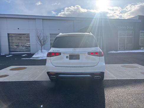 Used 2025 Mercedes-Benz GLS 450 4MATIC image 6