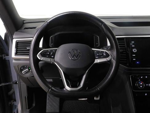 Used 2020 Volkswagen Atlas Cross Sport SEL Premium R-Line image 41