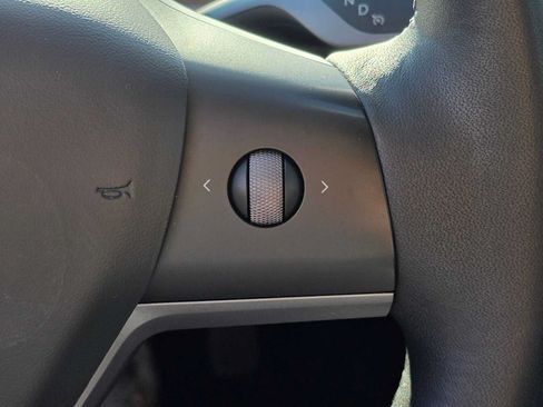 Used 2023 Tesla Model 3 Standard Range RWD image 37