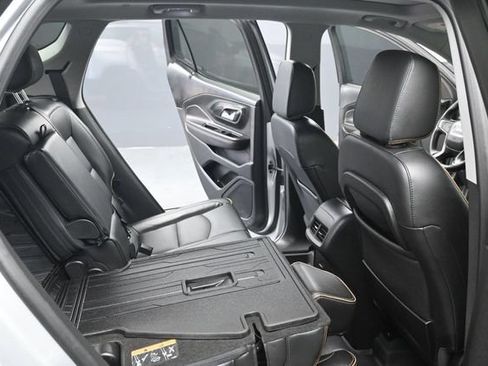 Used 2022 GMC Terrain AT4 w/ LPO, Floor Liner Package AWD/4WD image 27