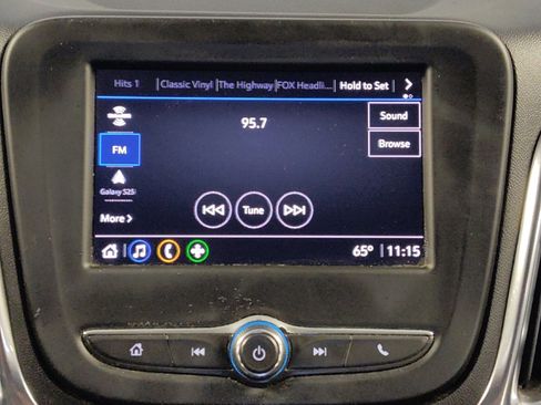 Used 2022 Chevrolet Equinox LT image 25