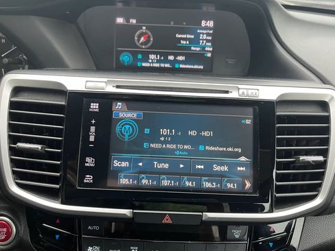Used 2016 Honda Accord EX-L image 17