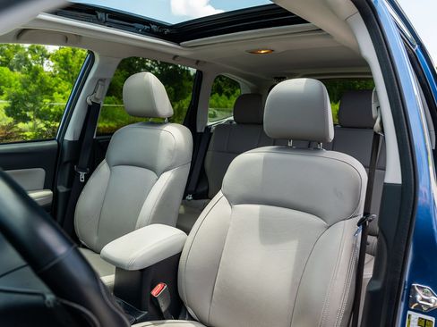 Used 2017 Subaru Forester 2.5i Limited w/ Popular Package #1 AWD/4WD image 18