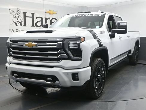 Used 2025 Chevrolet Silverado 2500 High Country w/ High Country Premium Package AWD/4WD image 31