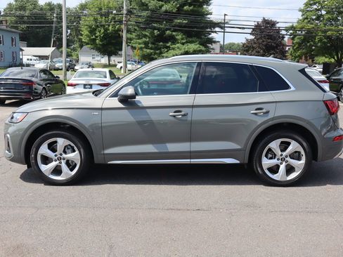 Used 2023 Audi Q5 2.0T Premium Plus w/ Premium Plus Package AWD/4WD image 8