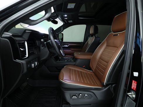 Used 2024 GMC Sierra 2500 Denali Ultimate image 18