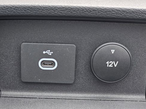 New 2025 Ford Transit 250 Low Roof image 33