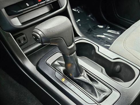 Used 2020 Chevrolet Colorado W/T w/ WT Convenience Package image 12