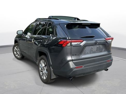 Used 2025 Toyota RAV4 XLE Premium FWD image 8