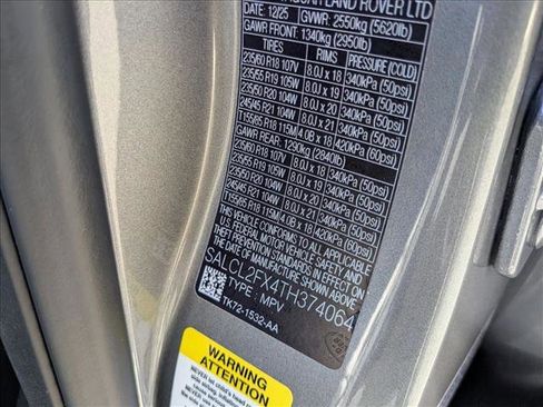 New 2026 Land Rover Discovery Sport Landmark image 19