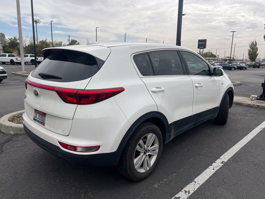 Used 2018 Kia Sportage LX AWD/4WD image 4