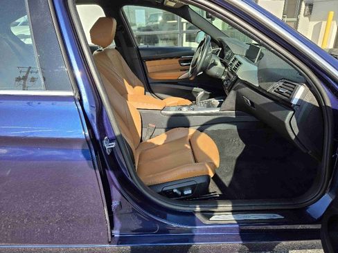 Used 2018 BMW 330i xDrive Sedan w/ Convenience Package image 12