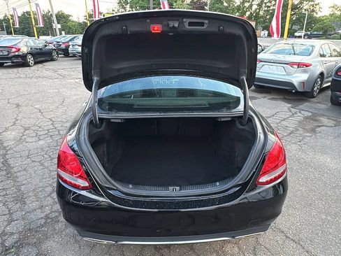 Used 2018 Mercedes-Benz C 300 4MATIC Sedan image 16