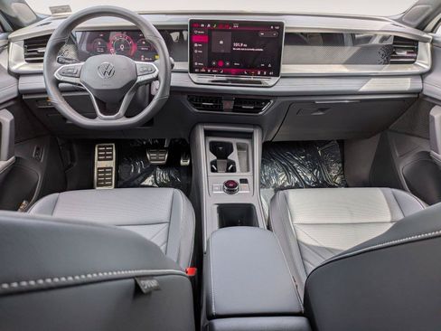 New 2026 Volkswagen Tiguan SE R-Line AWD/4WD image 27