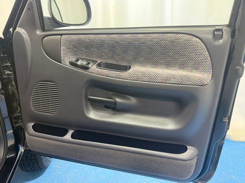 Used 1998 Dodge Ram 1500 Truck 4x4 Regular Cab image 27