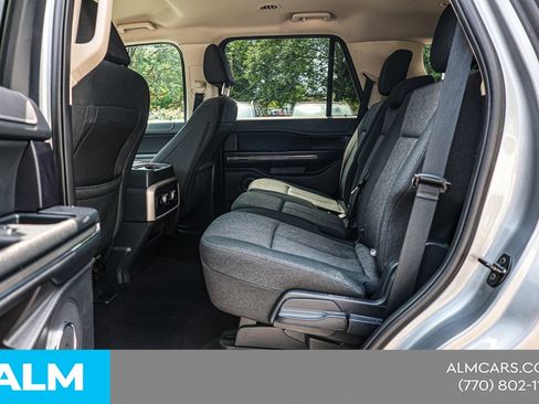 Used 2024 Ford Expedition XLT RWD image 18