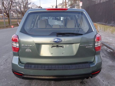 Used 2014 Subaru Forester 2.5i image 5