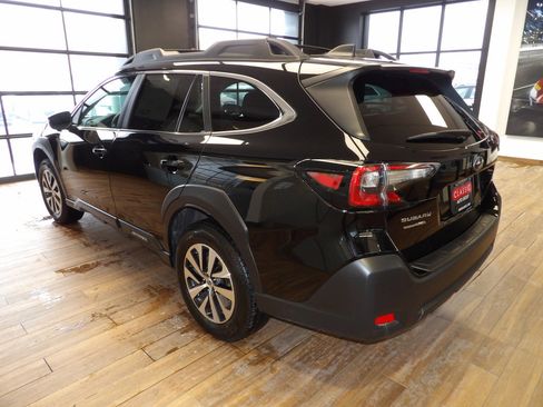 Used 2024 Subaru Outback Premium w/ Popular Package #1 image 8