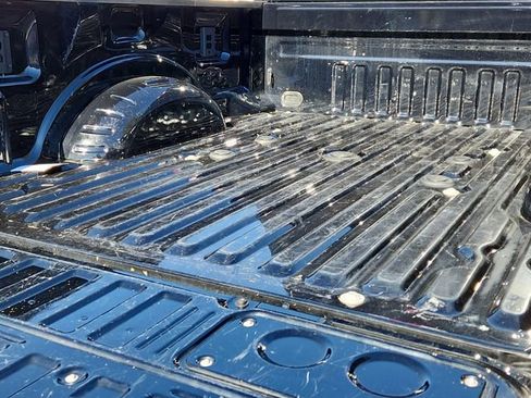 Certified 2024 Ford F350 Platinum image 30