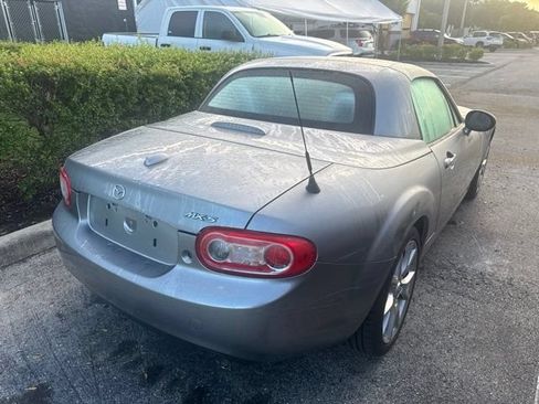 Used 2014 MAZDA MX-5 Miata Grand Touring w/ Premium Package RWD image 2
